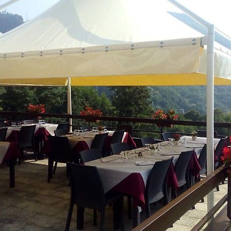 Hotel Ristorante La Sorgente Plesio Esterno foto